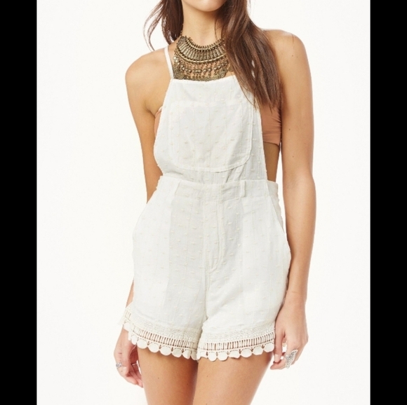 Jen's Pirate Booty| Roux Romper Crochet White XS - Picture 9 of 9